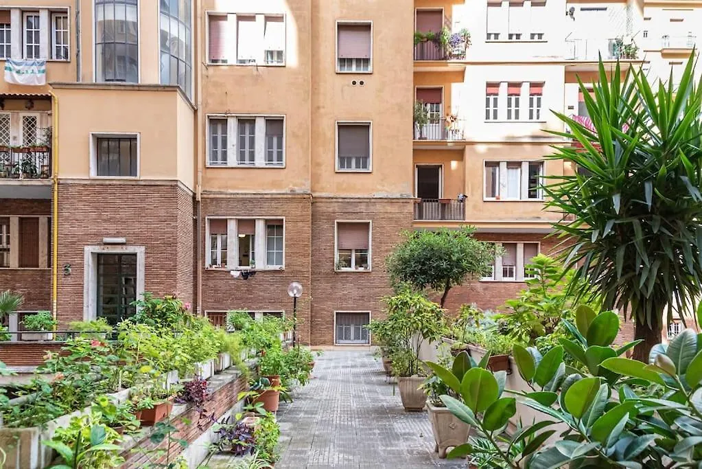 Apt Ristrutturato A Palazzo Federici Piazza Bologna Róma Olaszország